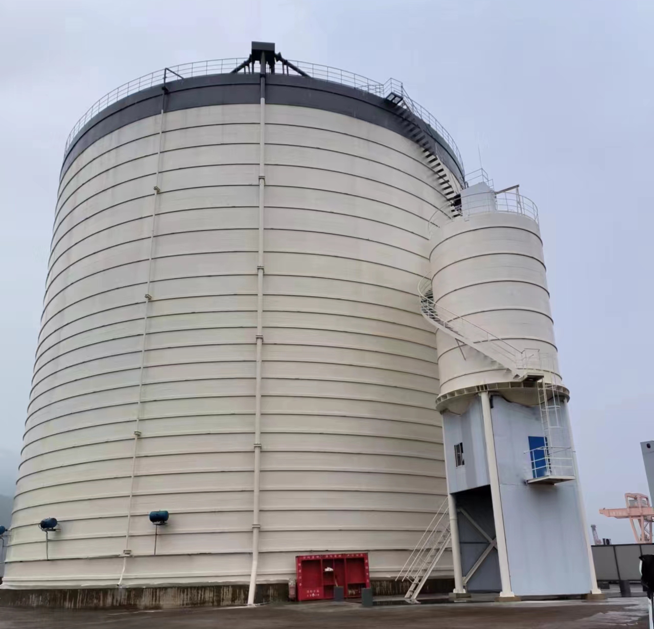 金台10万吨水泥钢板库